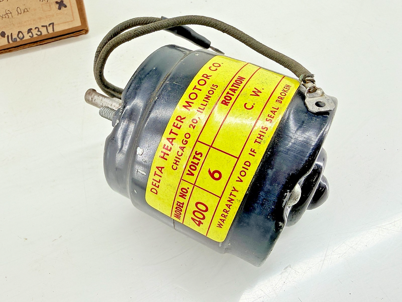 (1) NOS DELTA HEATER MOTOR 400 - ROTATION C.W - 5/16" SHAFT DIAMETER 6V C74-6