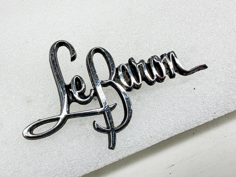 OEM 1969 1970 1971 CHRYSLER IMPERIAL LeBARON FENDER EMBLEM 3504322 E10-87