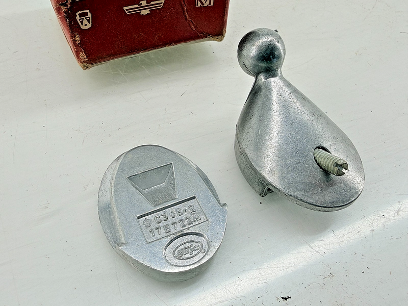 NOS 1963 Galaxie Falcon Fairlane Htp Conv INSIDE REAR VIEW MIRROR BRACKET C57-39