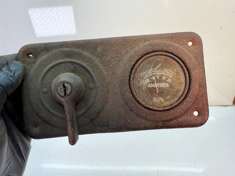 Vintage Original 1919 - 1925 Ford Model T Switch Gauge Dash Plate C24-43