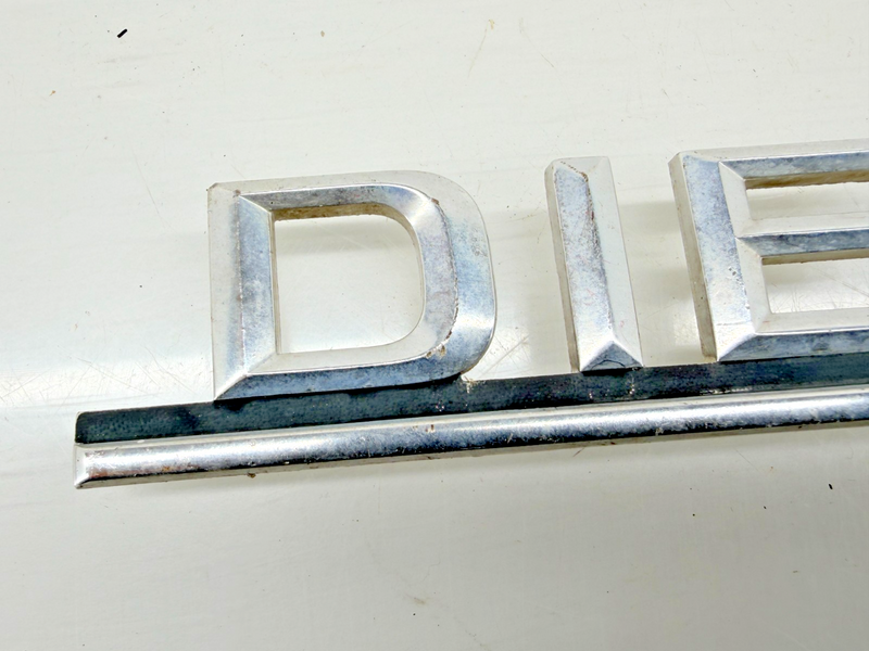 OEM 1975 - 1986 Mercedes Diesel Trunk Emblem Badge 123-817-00-15 E9-47