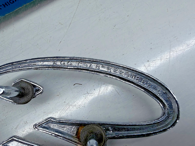 NOS 1969 1970 FORD F100 F250 F350 GALAXIE CUSTOM EMBLEM C9AB-62291B62-C C56-16
