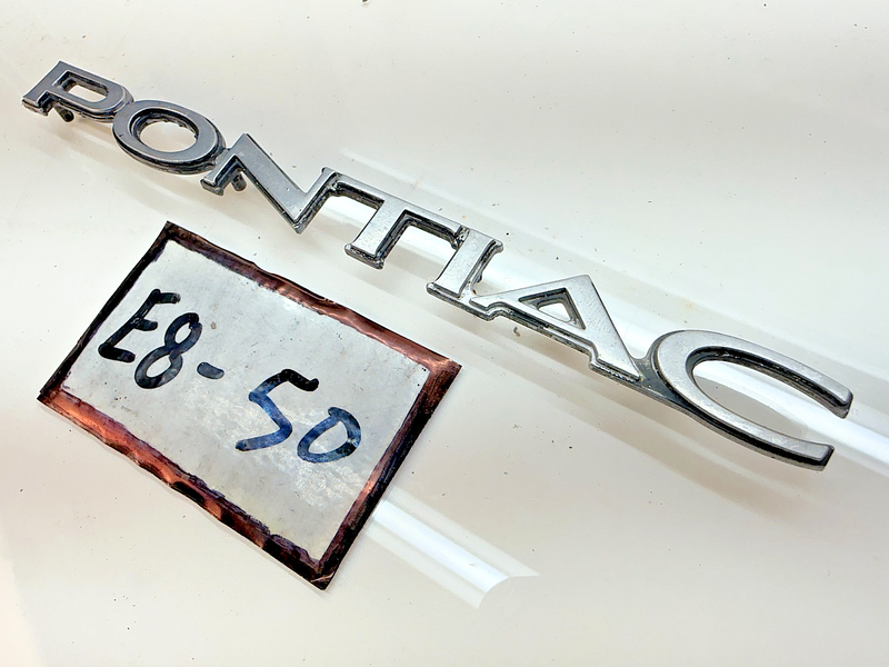 OEM 1973 - 1977 Pontiac Lemans Car Vehicle Chrome Emblem Badge 9882700 E8-50