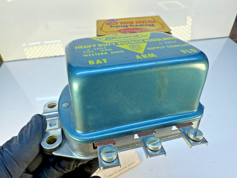 NOS HD WIZARD L-3677 VOLTAGE REGULATOR GMC PACKARD NASH STUDEBAKER KAIS C17-15
