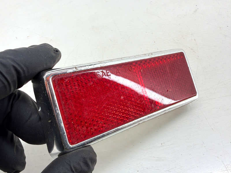 NOS 1969 1970 NOS Ford Rear RH Marker Light Reflector Lens SAE-A-70 C67-37