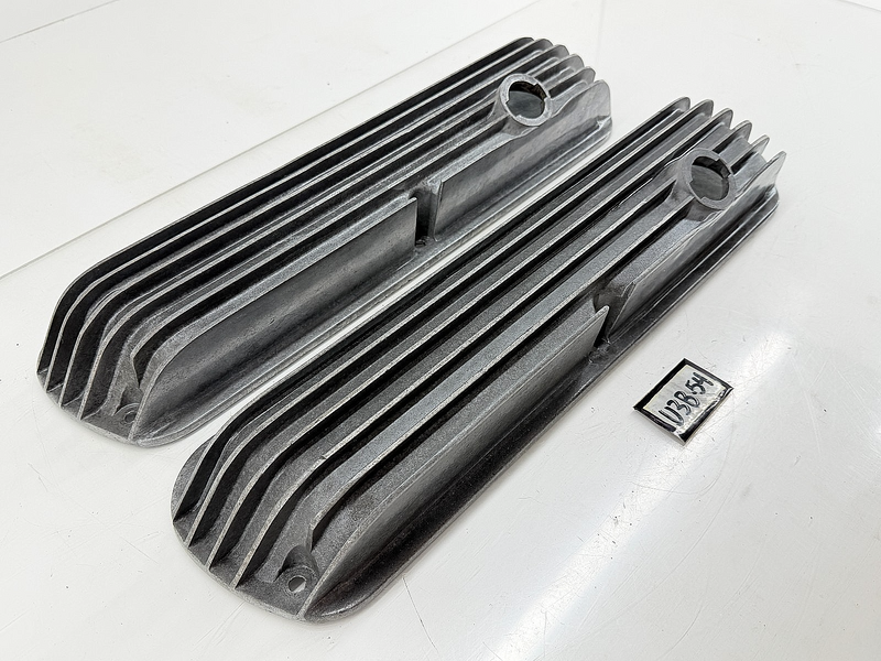 Cal Custom 40-1017 Finned Aluminum Valve Covers Ford SBF 260 289 302 351W U3B-54