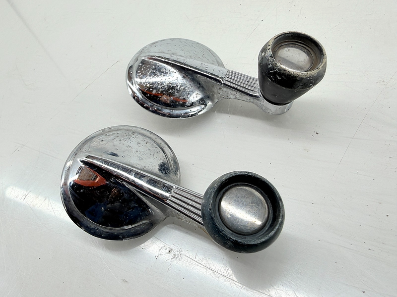 OEM 1949 - 1964 CHEVY BELAIR IMPALA NOMAD VENT WINDOW CRANKS PT 4151224 C67-95