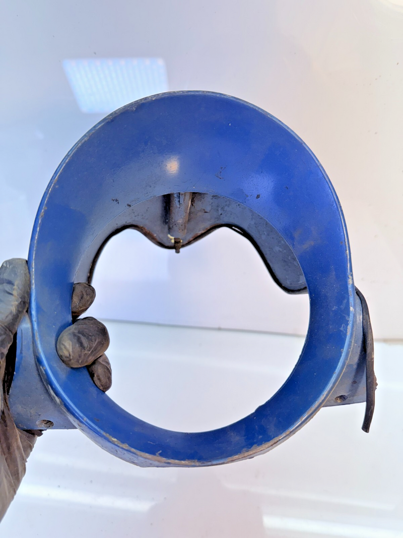 OEM 1959 1960 Chevy Impala Speedometer Dash Gauge Housing Bezel 1586360 B44-3