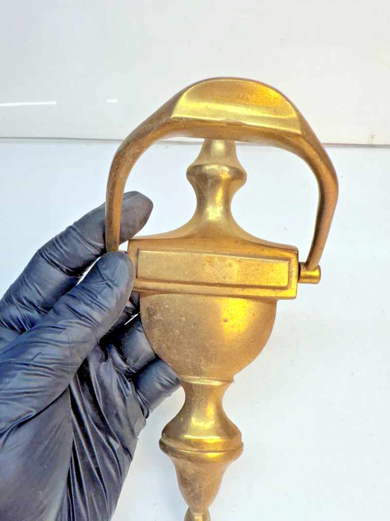 VINTAGE ANTIQUE BRASS TRADITIONAL DOOR KNOCKER 7.5" B68-16
