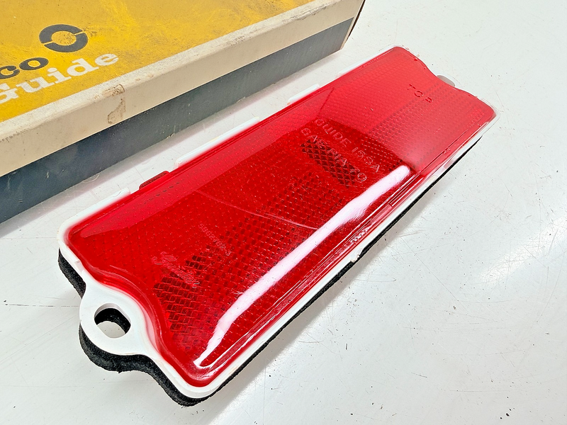 NOS 1970 Chevrolet Impala Caprice Wagon Rear Side Marker Lamp Lens 917127 C71-69
