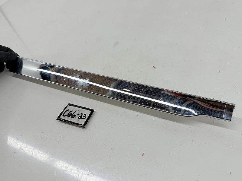 OEM 1959 Mercury Montclair Lower Tail Moulding Trim 1019142 RH Ford C66-23
