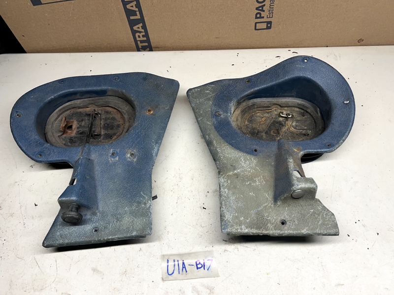 73-80 CHEVROLET GMC K5 C10 K10 K30 RH LH KICK PANEL TRIM FRESH AIR VENT BLUE B17