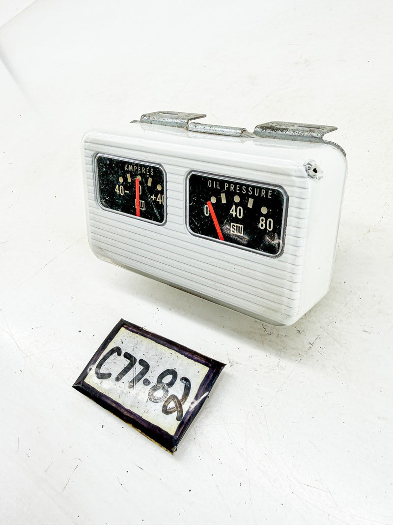 Vintage 1940s 1950s STEWART WARNER AMPERES OIL PRESSURE DUAL GAUGE 136303 C77-82