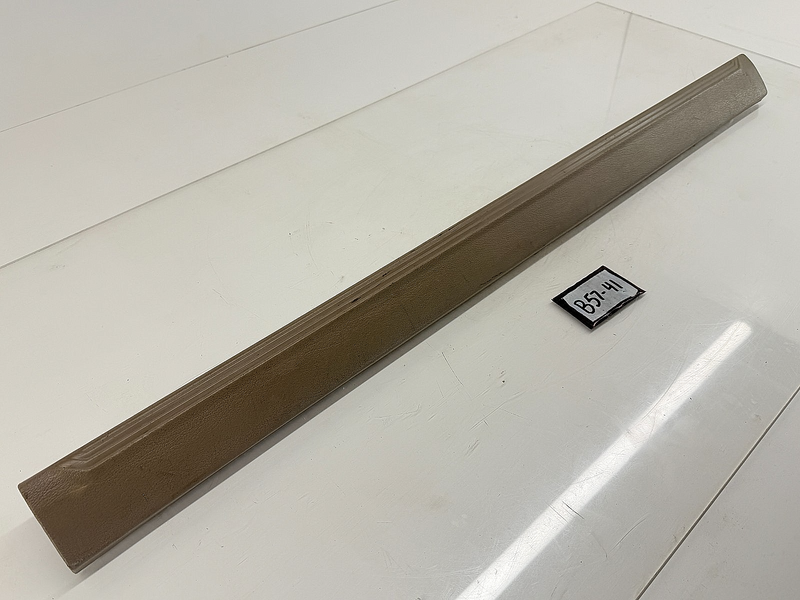 OEM 1999 - 2004 Ford Mustang Convertible Door Sill PASSENGER YR33-6313200-AAW