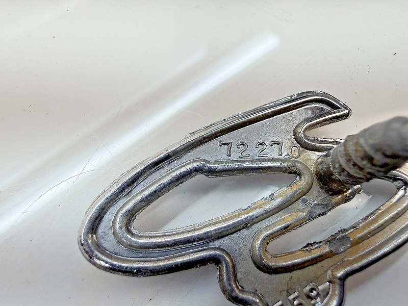Vintage OEM 1968 Plymouth Barracuda Front Emblem 68 2786559 E8-61
