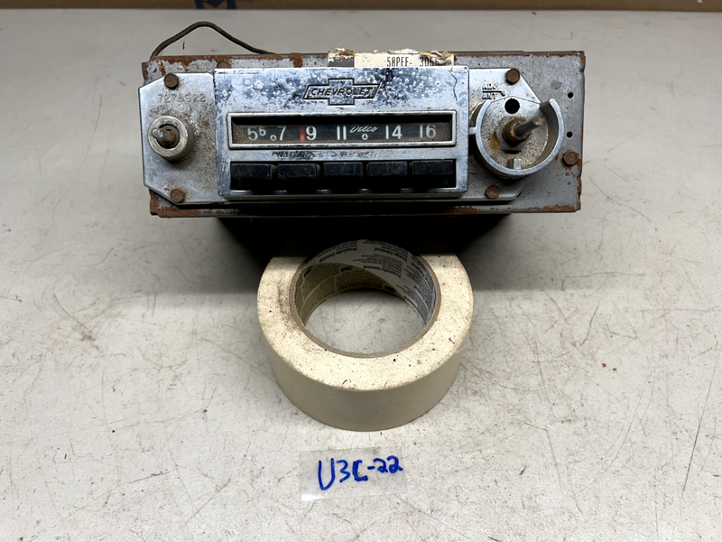 OEM Chevrolet Corvair Nova AM Push Button Radio Delco GM 7279922 B22-1