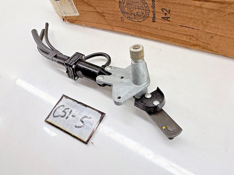 NOS 1967 1968 Ford Mercury Wiper Pivot with Washer Pump C7MB C7MZ C51-5