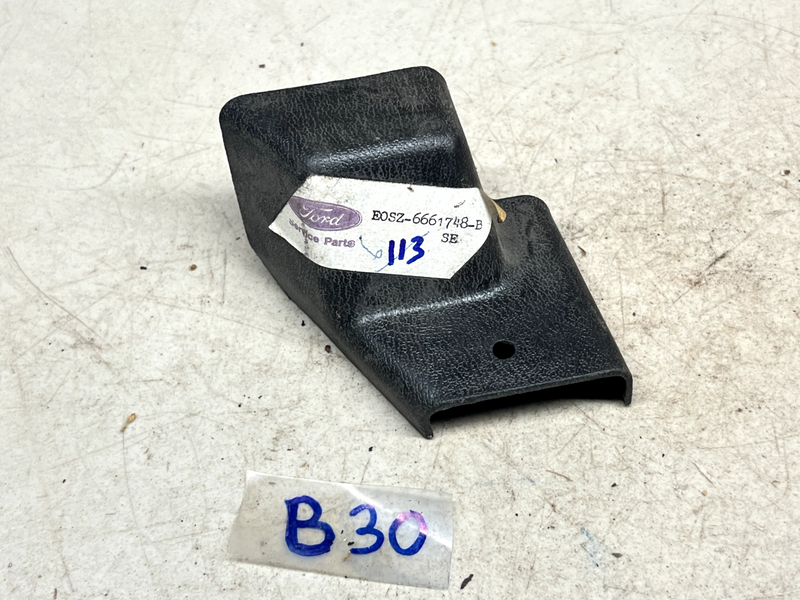NOS FORD FRONT SEAT TRACK TO FLOOR INSULATOR EOSZ-6661748-B B30-113