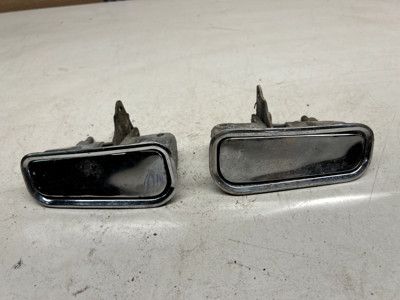 1969-1982 Corvette Exterior Outer Door Handle DOOR HANDLE SET U1A-B14