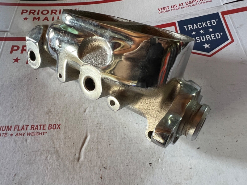 POLISHED GM 1967 Corvette Master Cylinder