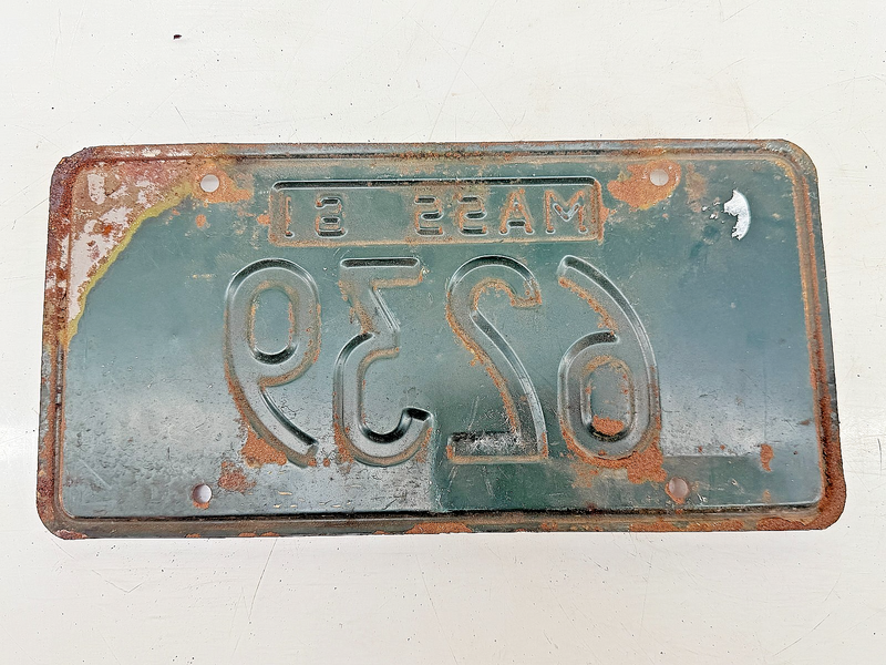Orig. Paint 1961 6239 Massachusetts License Plate Sign MA 6239 C76-77