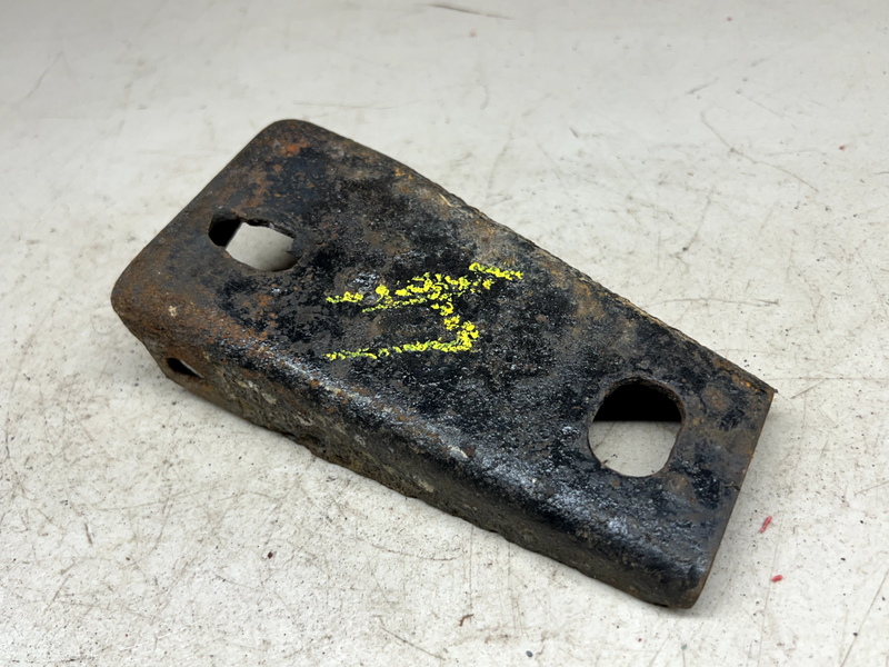 1959 1960 CHEVROLET FRONT BUMPER BRACKET FRAME IMPALA BELAIR BISCAYNE 59 B24-4