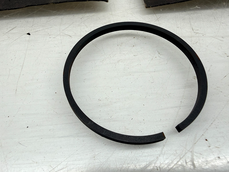 (1) NOS 1958 - 1965 FORD TRUCK AUTO TRANS CLUTCH OIL SEAL RING B8E77883A Mercury