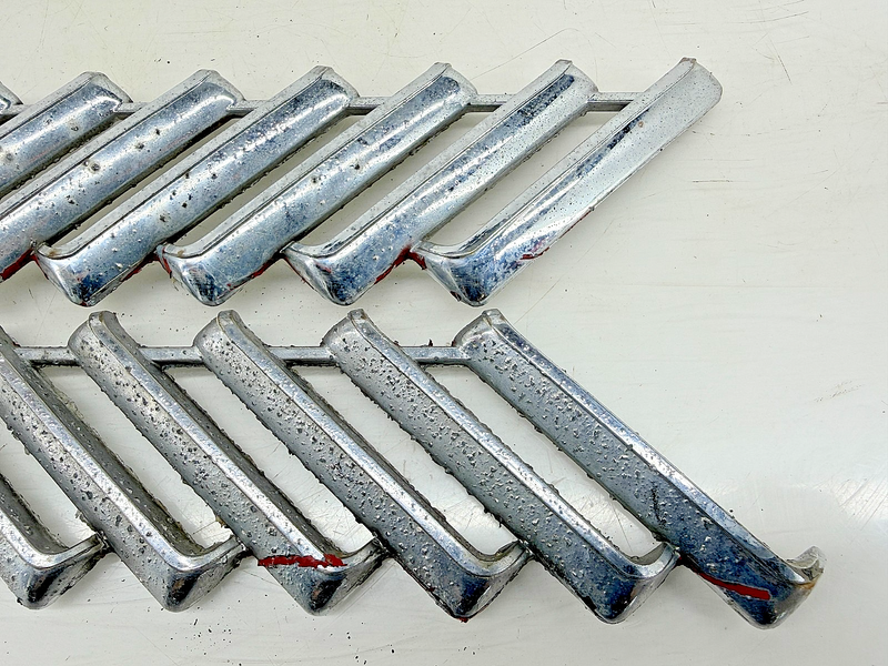 OEM 1955 1956 1957 Thunderbird Fender Hash Markers Trim  BN16228-A BN16229-A C39
