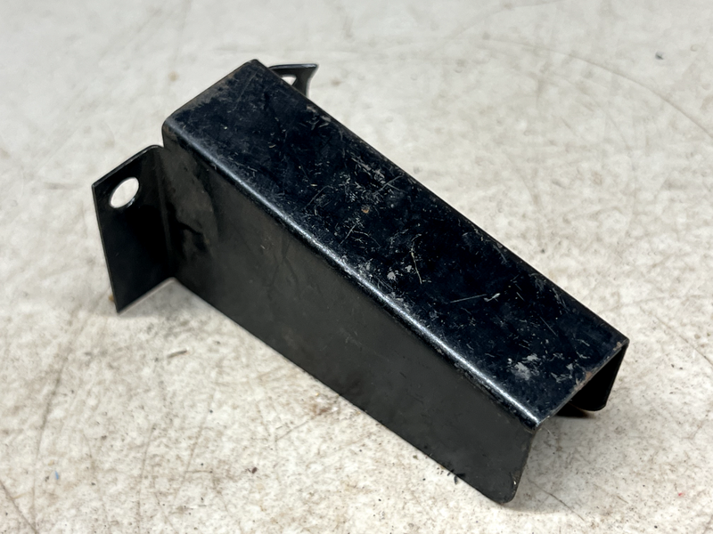 NOS Ford Mustang  D4ZZ-69403D24-A Support Bracket B30-116