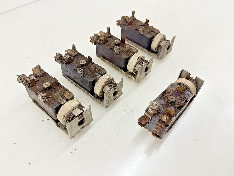 (1) OEM 1955 1956 1957 1958 1959 FORD TRUCK HEADLIGHT SWITCH C67-166