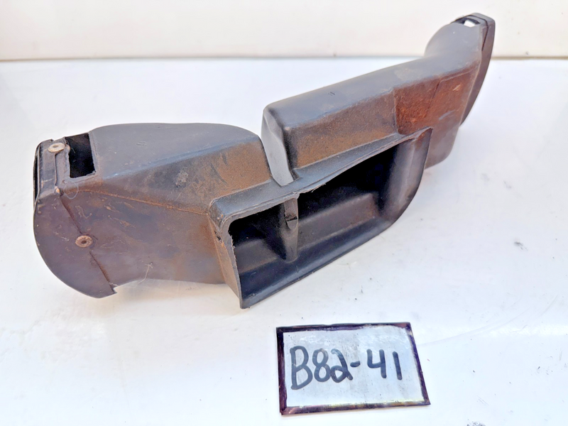 OEM 1968 - 1976 C3 CORVETTE LOWER FOOTWELL HEATER VENT DUCT 1969 1970 B82-41