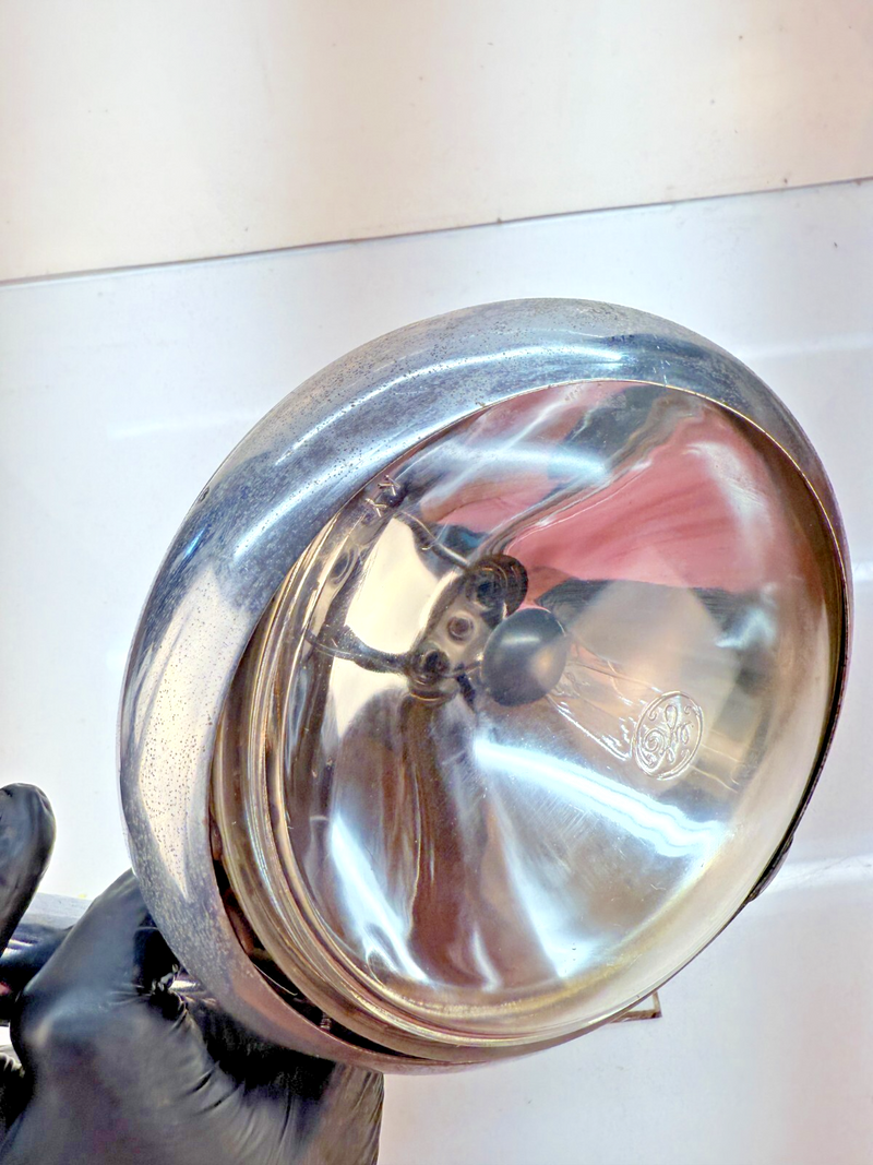 VINTAGE UNITY MODEL S6 SPOTLIGHT SEARCH LIGHT CAR TRUCK LIGHT Chrome Rod B66-3