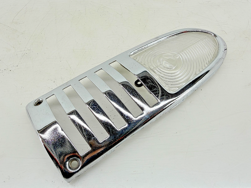 1951 Chevrolet Grille Parking Light Bezel Cover & OEM Lens 5940111 5940112 C39