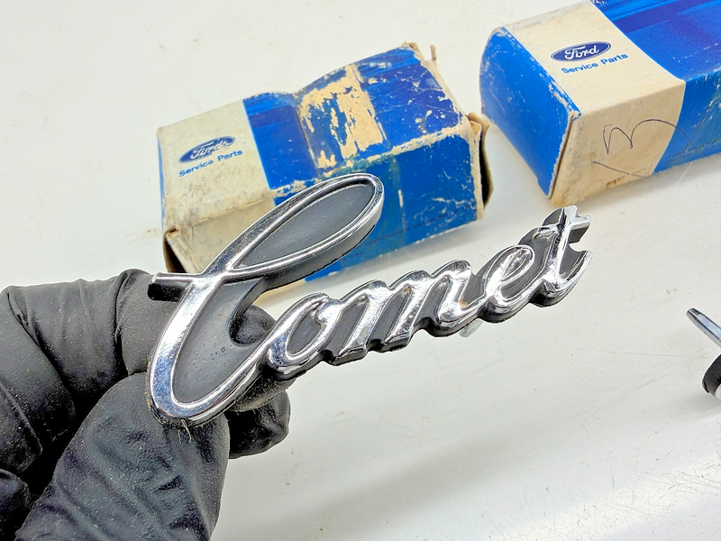 NOS 1971 - 1977 Mercury Comet Dash Chrome Script Emblem D14B-6204460-AA C57-36