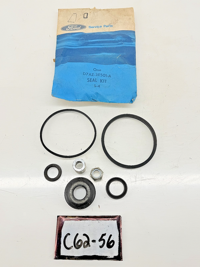NOS 1975 - 1977 Ford Thunderbird Steering Seal Kit D7AZ-3E501-A C62-56