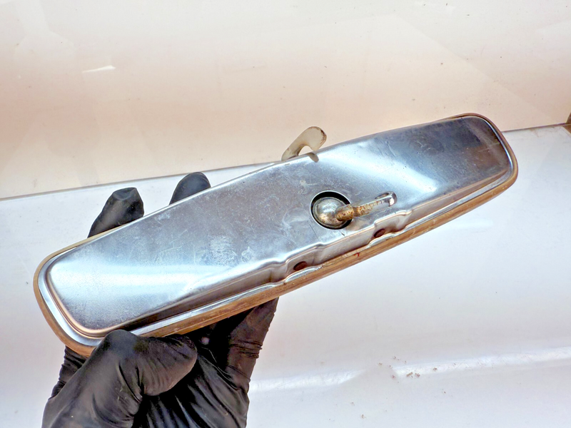 NICE Vintage Guide Glare-Proof 1960 Chevy Impala Rear View Mirror Access. B66-37