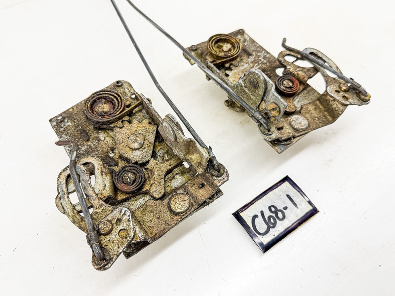 OEM 1964 - 1966 FORD FALCON MUSTANG DOOR LATCH PAIR LH RH C78-1