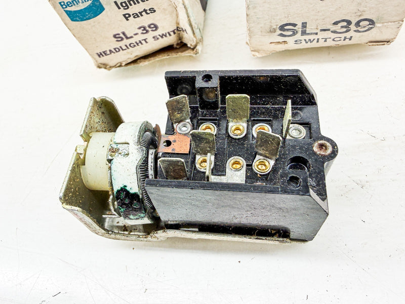 (1) NOS 1960 -1964 Ford Mercury Comet BENDIX SL-39 HEADLIGHT SWITCH C79-5