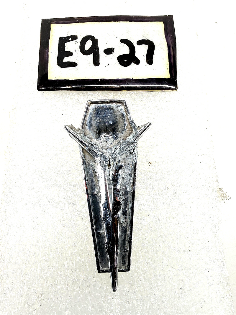 OEM 1967 Plymouth Fury Sport Rear Trunk Emblem 2783011 E9-27