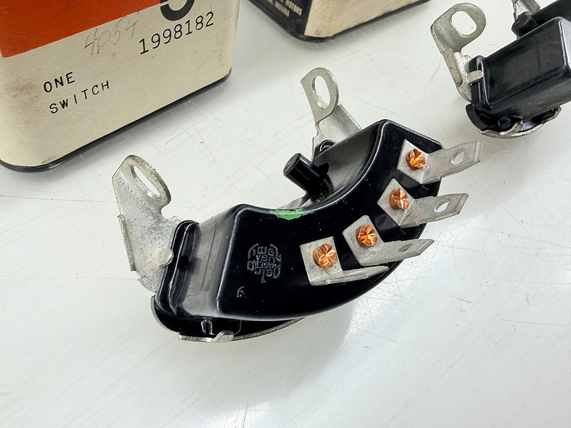 NOS 1955 56 Chevrolet Chevy Powerglide Neutral Safety Switch Bel Air 210 1998182