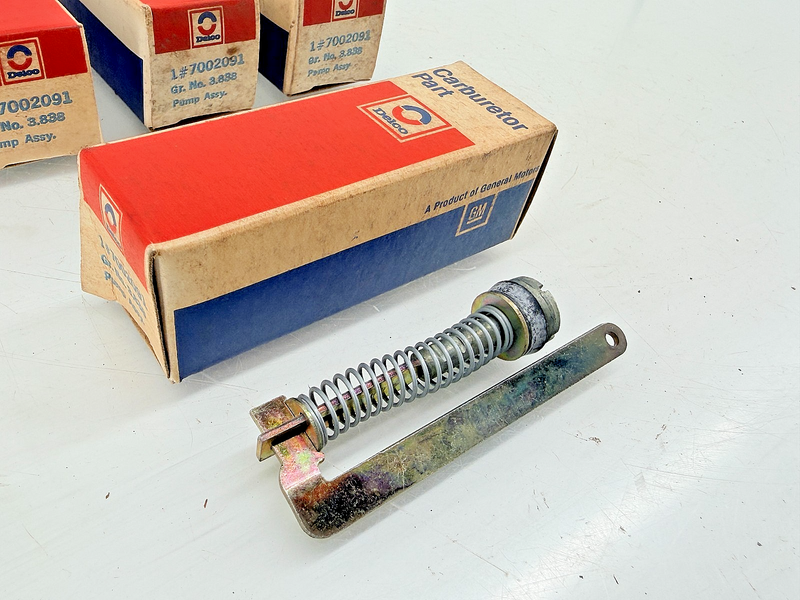 (4) NOS Vintage GM Rochester Carb Accelerator Pumps Delco 7002091 C75-12