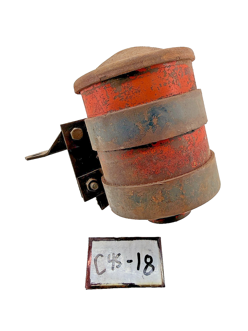 Original Jeep Willys Filter Oil Filter Canister & Bracket Rat Rod MB C45-18
