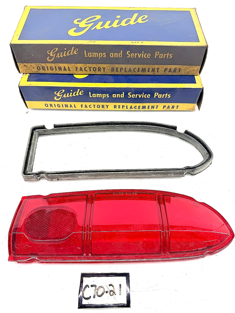 (1) NOS 1959 Chevy El Camino RH Tail Light Lamp Lens RIA-59 5950242 C70-21