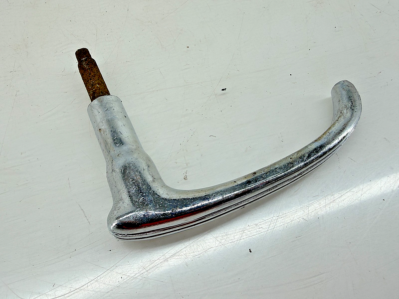 Vintage 1938 1939 CHEVY GM GMC Non-Locking Deck Lid Trunk Handle C34-43