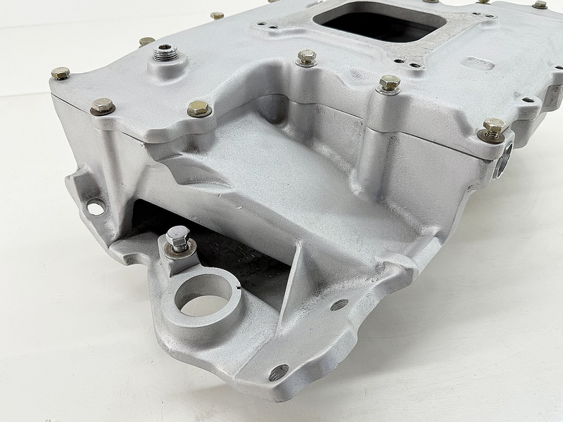 Edelbrock SY1 Smokey Yunick Cross Ram Intake Manifold SBC 283 302 327 350 #2850