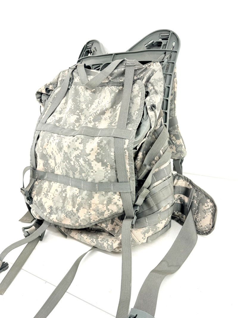 US Army MOLLE II Modular Lightweight Rucksack Backpack ACU/UCP Digital Camo 2