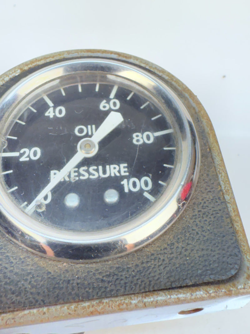Vintage OEM Stewart Warner Oil Pressure Gauge 80lbs Hot Rat Rod TRW B62-17
