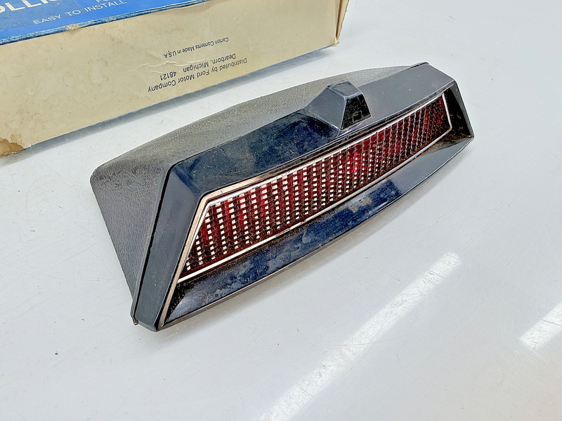 NOS 1979 - 1985 FORD Saleen Mustang Fairmont Collision Avoidance 3rd Brake Light