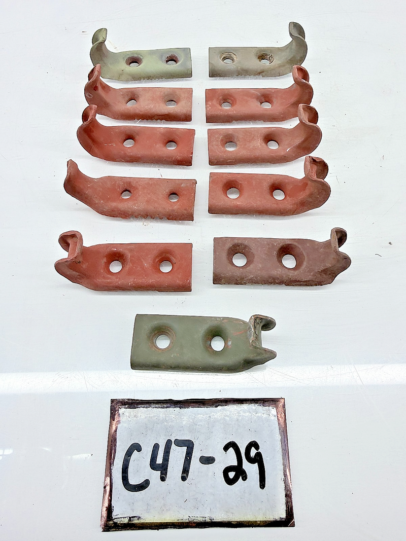 (1) Original Jeep Willys CJ2A CJ3A Windshield Lower Brackets J-Hooks C47-29