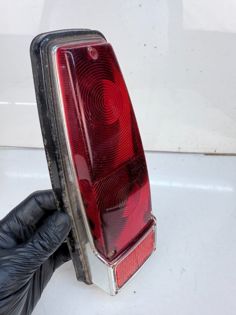 Vintage OEM Peugeot Genuine Rear Lens Tail Light BS 2515-G2 B75-39